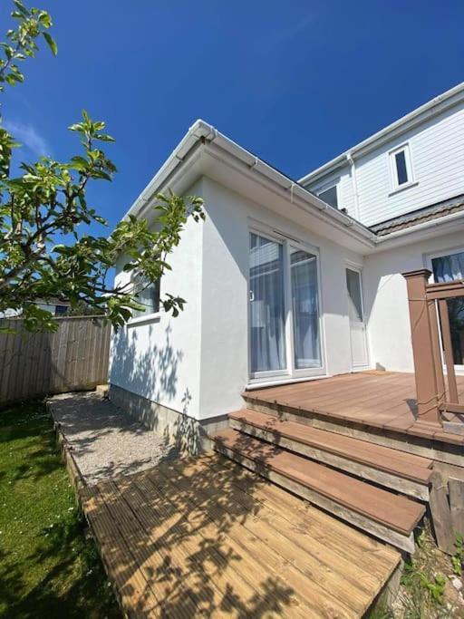 Dingley Dell - Superb Location For Truro In Private Accommodation Perranwell Екстер'єр фото